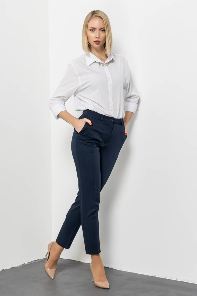 Демисезонные классические брючки из текстиля Domna 12103 темно-синий - фото 6