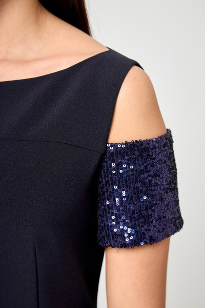 Демисезонное синее платье-футляр с пайетками и разрезом Anelli 1196 синий - фото 7