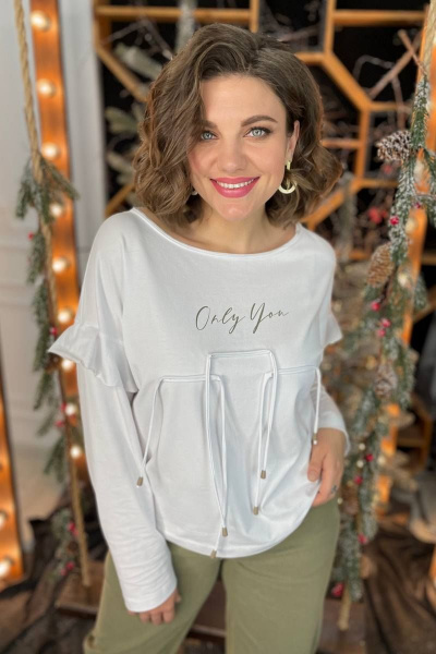 Полуприлегающий джемпер из трикотажа с принтом и шнурами Rumoda 2059 белый - фото 15