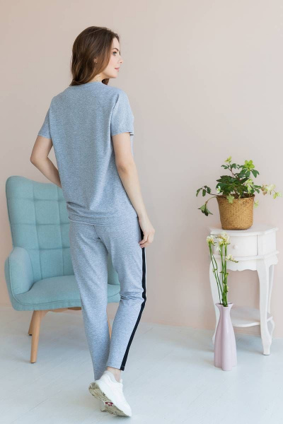Демисезонный костюм из вискозы с футболкой и брюками ASV 1982 серый - фото 7