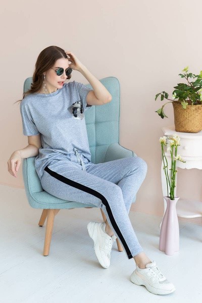 Демисезонный костюм из вискозы с футболкой и брюками ASV 1982 серый - фото 4