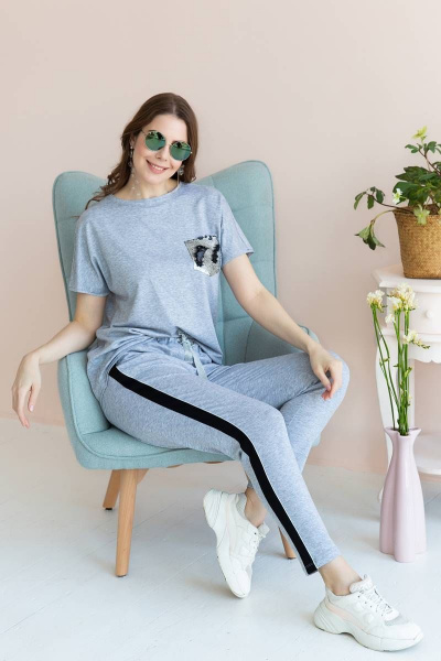 Демисезонный костюм из вискозы с футболкой и брюками ASV 1982 серый - фото 3