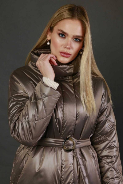 Объемное пальто с пуговицами и поясом демисезонное Femme & Devur 70714 1.27F(170) - фото 3