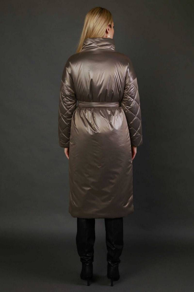 Объемное пальто с пуговицами и поясом демисезонное Femme & Devur 70714 1.27F(170) - фото 2