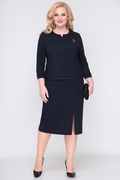 Деловое платье из трикотажа с фигурным вырезом и пуговицами Algranda А3843-с - фото 1