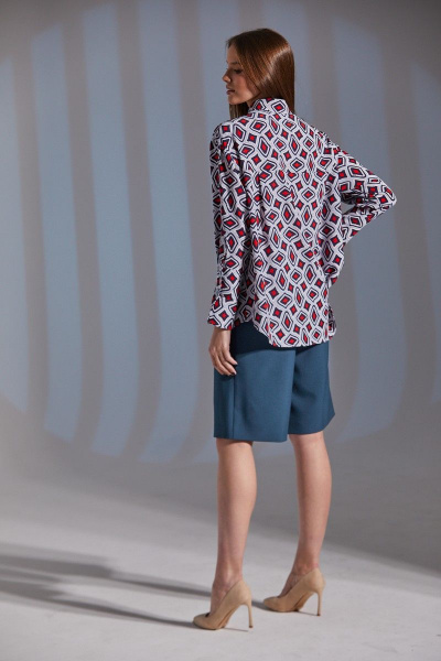 Демисезонные шорты-бермуды из текстиля с классичным кроем Ambera 221 синий - фото 2