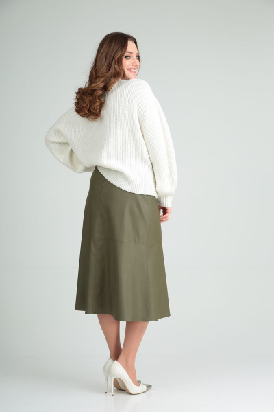 Демисезонная зеленая трапеционная юбка из экокожи MALI 221-109 олива - фото 6