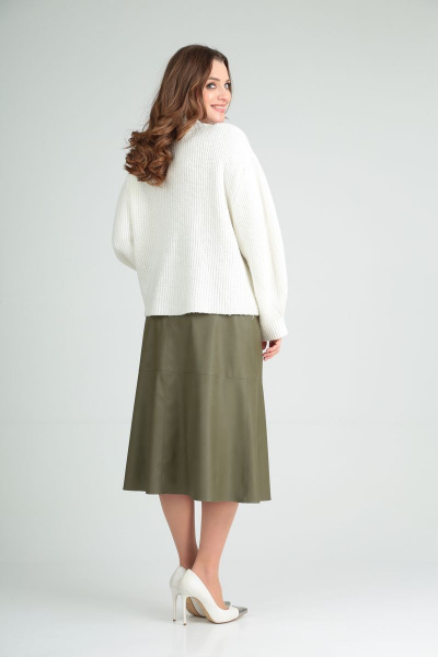 Демисезонная зеленая трапеционная юбка из экокожи MALI 221-109 олива - фото 5