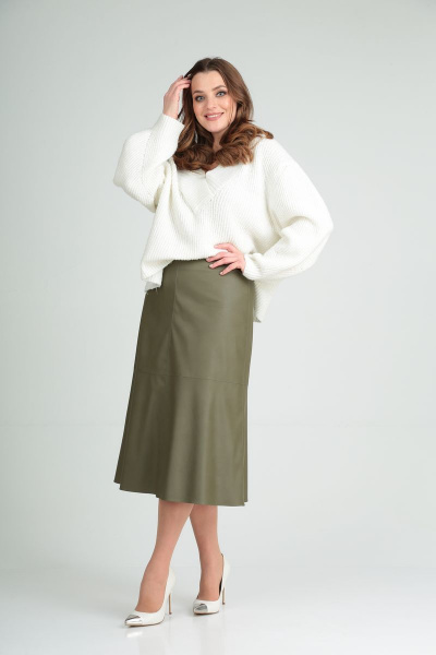 Демисезонная зеленая трапеционная юбка из экокожи MALI 221-109 олива - фото 4