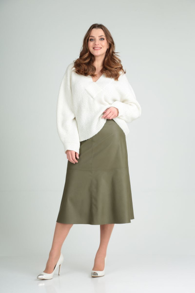 Демисезонная зеленая трапеционная юбка из экокожи MALI 221-109 олива - фото 3