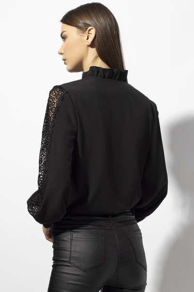 Блуза прямого силуэта с кружевом и пуговицами VIZAVI 655 черный - фото 6
