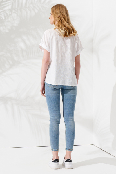 Стильная белая блузка с флористической вышивкой Панда 91840w белый - фото 2