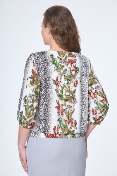Легкая блуза из текстиля зеленого цвета, длина 56 см DaLi 3532 олива-цветы - фото 3