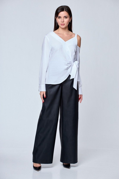 Блуза с имитацией запаха, с кокетчаными складками и пуговицами Anelli 1177 белый - фото 4