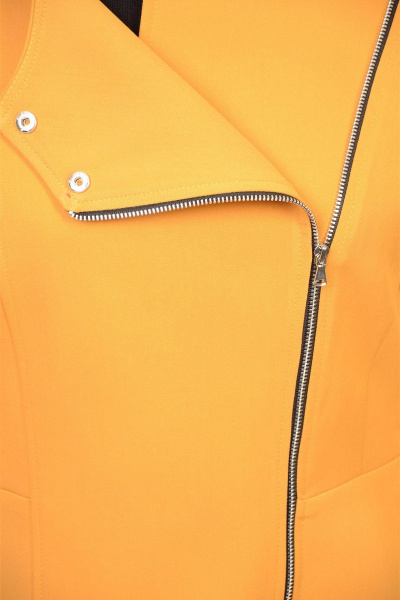 Пальто oversize с утеплителем и широкими полосами Domna 8412 шафрановый - фото 4