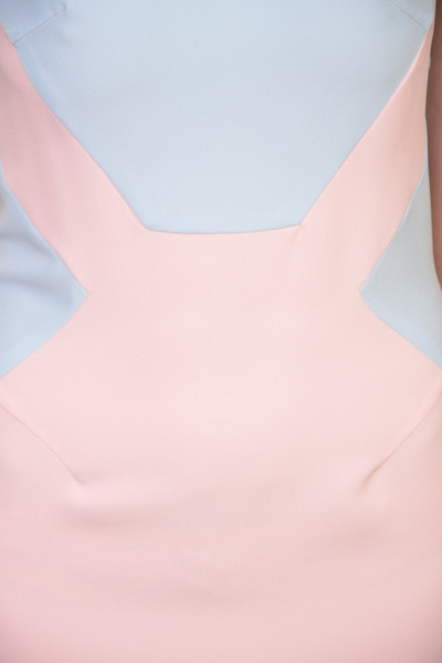 Платье футляр из мягкого текстиля с разрезом Domna 409 голубой/розовый - фото 5