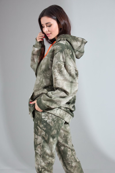 Спортивный костюм из футера с ярким принтом HIT 3085 хаки - фото 3