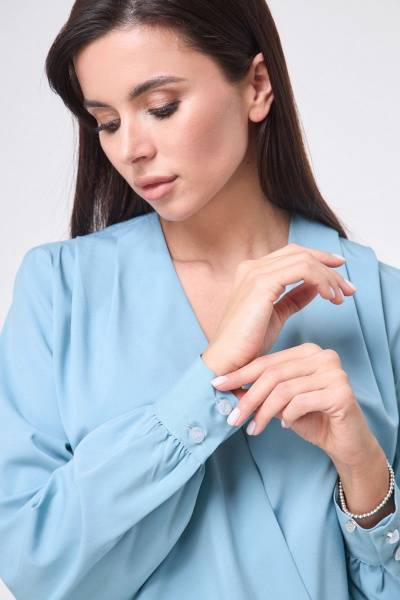 Блуза с запахом из лёгкой ткани и длинным рукавом Anelli 829 морской - фото 4