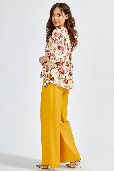 Блуза Teffi Style L-1642 розы_на_молочном - фото 4