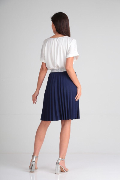 Юбка гофре из креп-трикотажа с декортивным поясом SandyNa 130227 темно-синий - фото 16