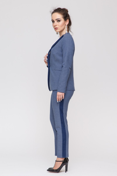 Синий костюм из вискозы с зауженными брюками и приталенным жакетом Domna 16043(170) - фото 6