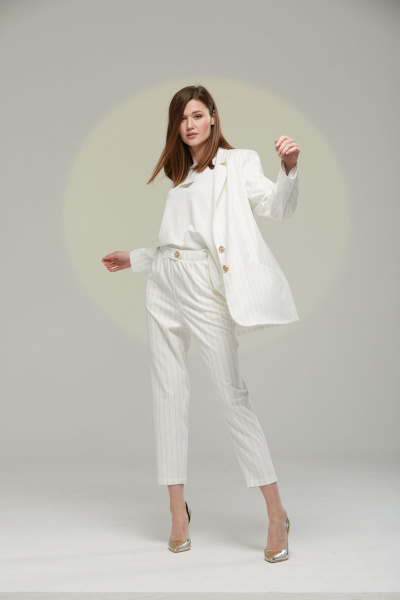 Комбинированный костюм из вискозы: брюки и жакет Luna 044 молоко - фото 3