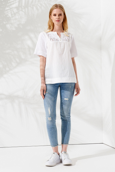 Белая хлопковая блуза с вышивкой и асимметричным силуэтом Панда 91340w белый - фото 1
