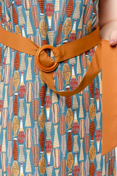 Платье свободное с нагрудными вытачками и поясом La rouge 5386 бирюза-набивной - фото 4