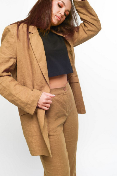 Летний костюм из льна: жакет и брюки прямого кроя MALI 722-020 миндаль - фото 2