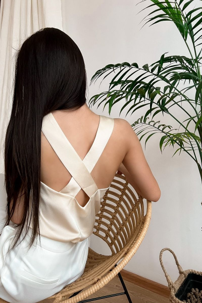 Круглогодичный базовый топ из текстиля с нейтральным цветом DAVYDOV 6096 - фото 3