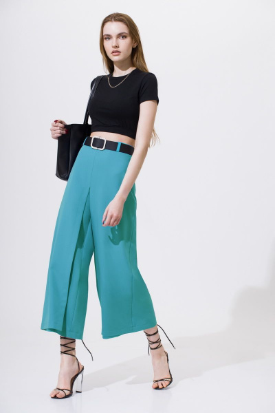 Демисезонный комплект из кроп-топа и кюлотов с шлевками Орхидея 1159 - фото 1