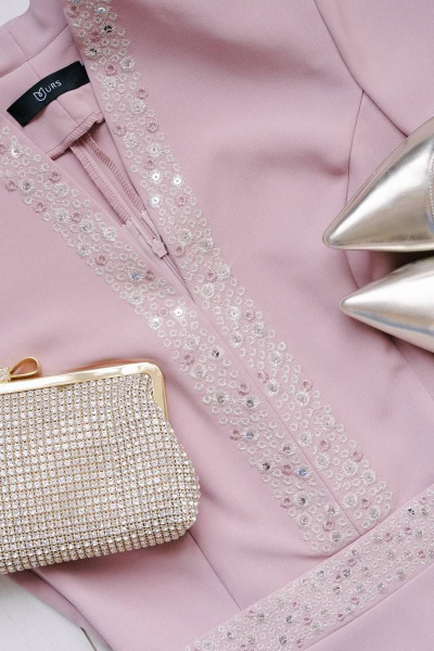 Платье с вышивкой и рельефами из костюмной ткани Urs 22-724-1 - фото 9