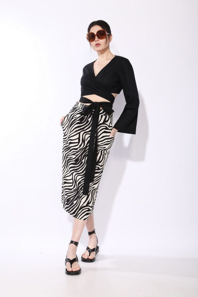 Белая укороченная блуза-кематон с поясом SILVERSPICE S-6204 - фото 4