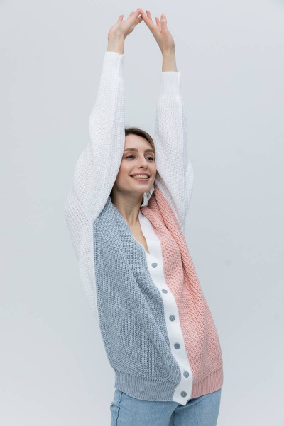 Классический колорблок кардиган из трикотажа с пуговицами Romgil 684ПТЗ  белый,розовый,светло-серый - фото 3