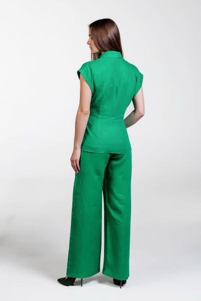 Деловой летний костюм из льна жакет и брюки палаццо с резинкой Atelero 1001 зеленый - фото 10