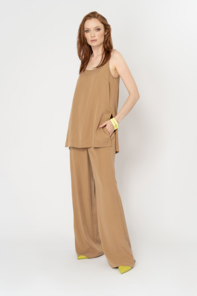 Топ на каждый день бежевый из текстиля Elema 2К-11888-1-170 бежевый - фото 1