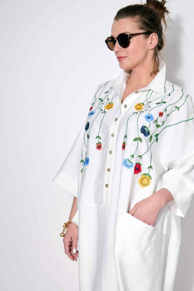 Легкое летнее платье оверсайз из вискозы с вышивкой SOVA 11181 молочный - фото 3