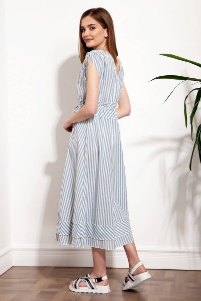 Льняное платье в полоску с рюшами и V-образным вырезом Nova Line 50244 полоска_голубая - фото 4
