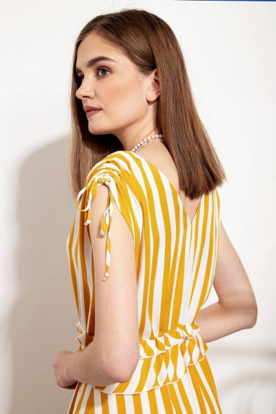 Легкое полосатое платье из вискозы с рюшами и регулируемыми воротом Nova Line 50265 полоска_горчичная - фото 5