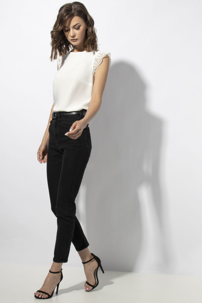 Блуза с кружевной окантовкой и завязками на спине VIZAVI 673 молочный - фото 6