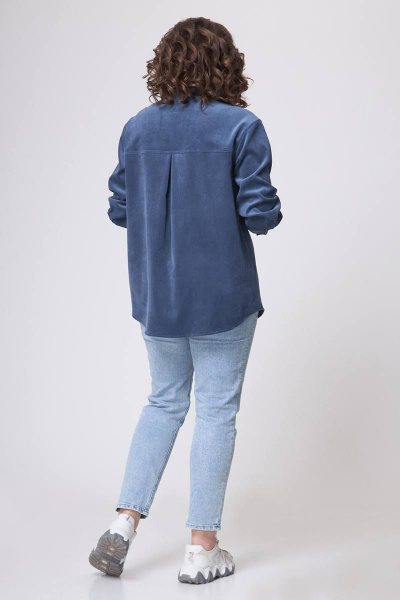 Блуза свободного силуэта с накладным карманом для повседневной носки Zlata 4415 голубика - фото 3