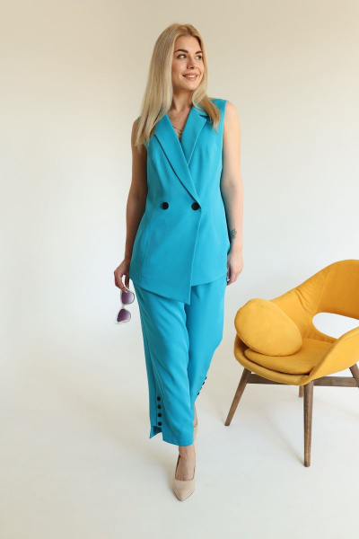 Летний жилет из вискозы с асимметричным низом Ambera 256.3 голубой - фото 1
