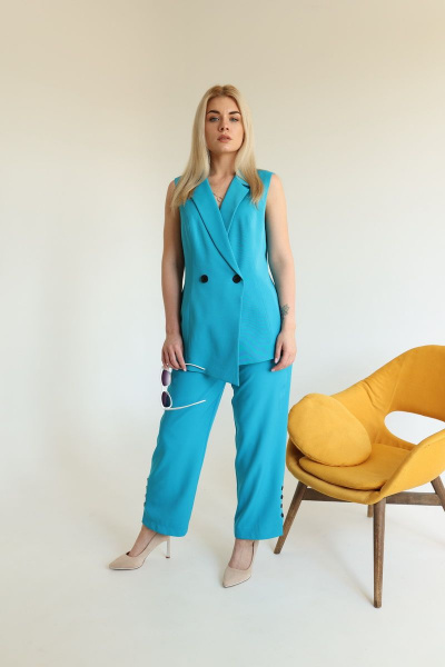 Костюм из жилета и широких брюк из текстиля с асимметрией Amberа 284.3 голубой - фото 1