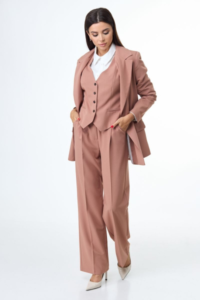 Бежевый летний костюм из вискозы: брюки, жакет и жилет Anelli 1298 миндальное_печенье - фото 12