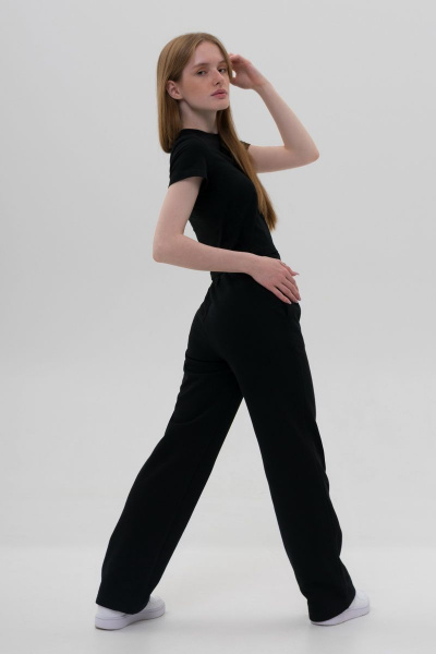 Черный укороченный топ-кроп из мягкого хлопка Sonya Skazka W07K02002/004/0123 - фото 4