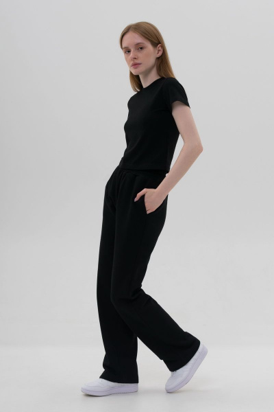 Черный укороченный топ-кроп из мягкого хлопка Sonya Skazka W07K02002/004/0123 - фото 3