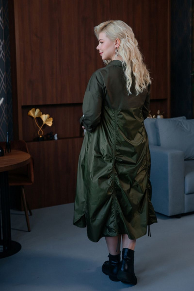 Платье расширенного силуэта с кокетками и карманами ASV 2533 хаки - фото 2