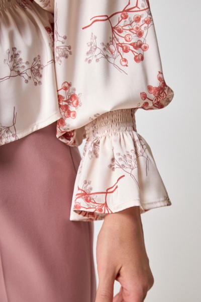 Бежевый и красный блуза из вискозы с сборкой и воротником-бантом Anelli 992 терракот - фото 4