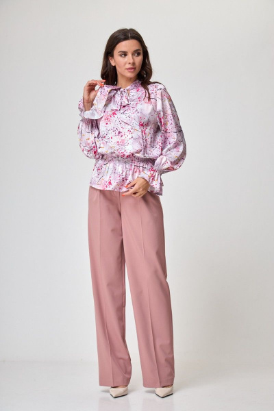 демисезонная блуза из вискозы со сборкой и каплевидным вырезом Anelli 992 фуксия - фото 1