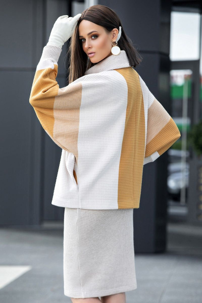 Демисезонный комплект куртка и юбка-карандаш на резинке Diva 1433 горчица - фото 3